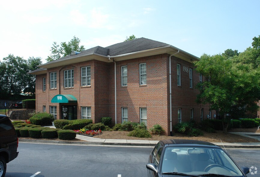 1918 Northlake Pky, Tucker, GA for sale - Primary Photo - Image 1 of 25