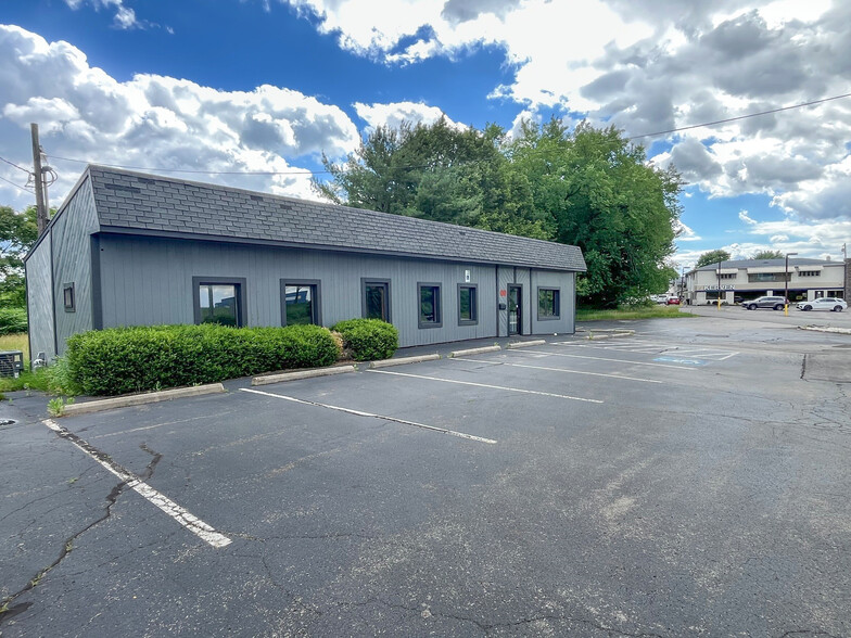 168 New Castle Rd, Butler, PA for lease - Building Photo - Image 3 of 9