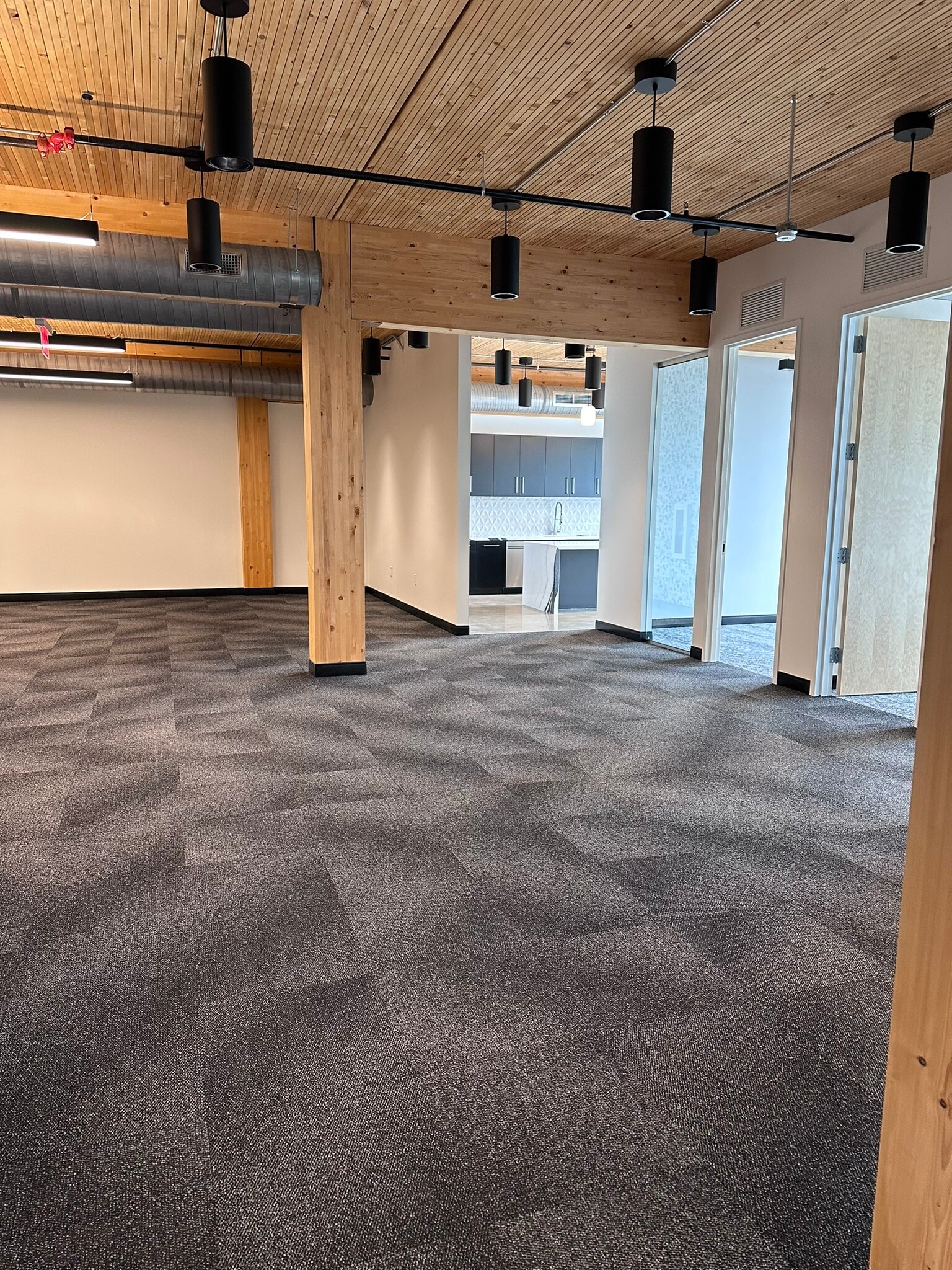 383 17th St NW, Atlanta, GA for lease Interior Photo- Image 1 of 10