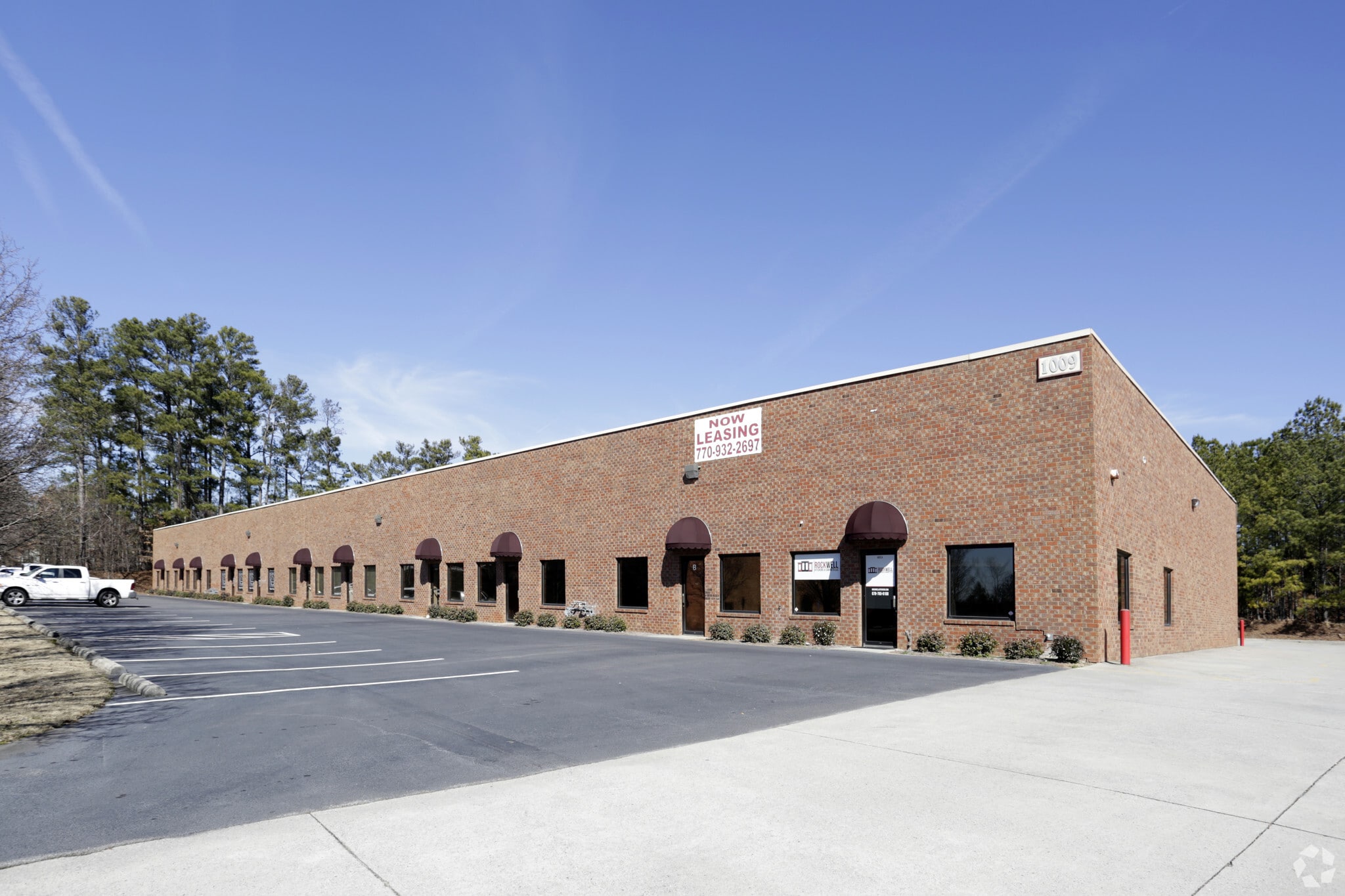 1009 Industrial Ct, Suwanee, GA for lease Primary Photo- Image 1 of 11