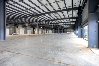 140 Corporate Dr, Spartanburg, SC for lease Interior Photo- Image 2 of 8