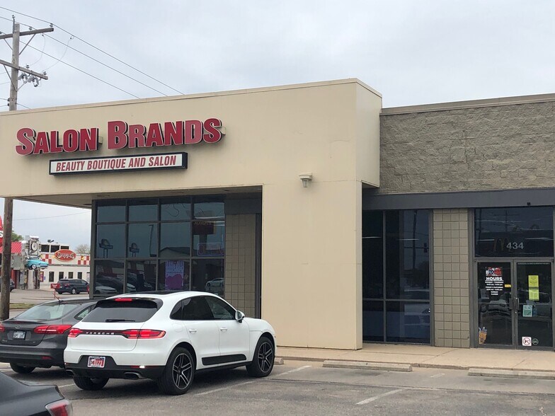 434 S West St, Wichita, KS for lease - Building Photo - Image 2 of 27