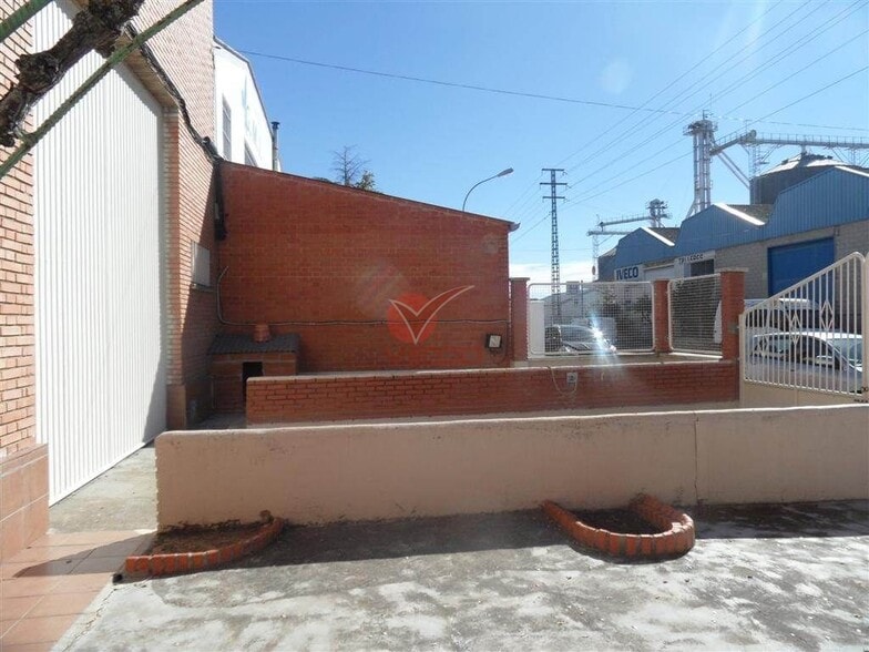 Industrial in Cuenca, Cuenca for sale - Building Photo - Image 2 of 9