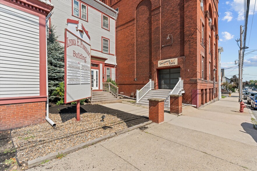 271 Western Ave, Lynn, MA for lease - Building Photo - Image 3 of 13