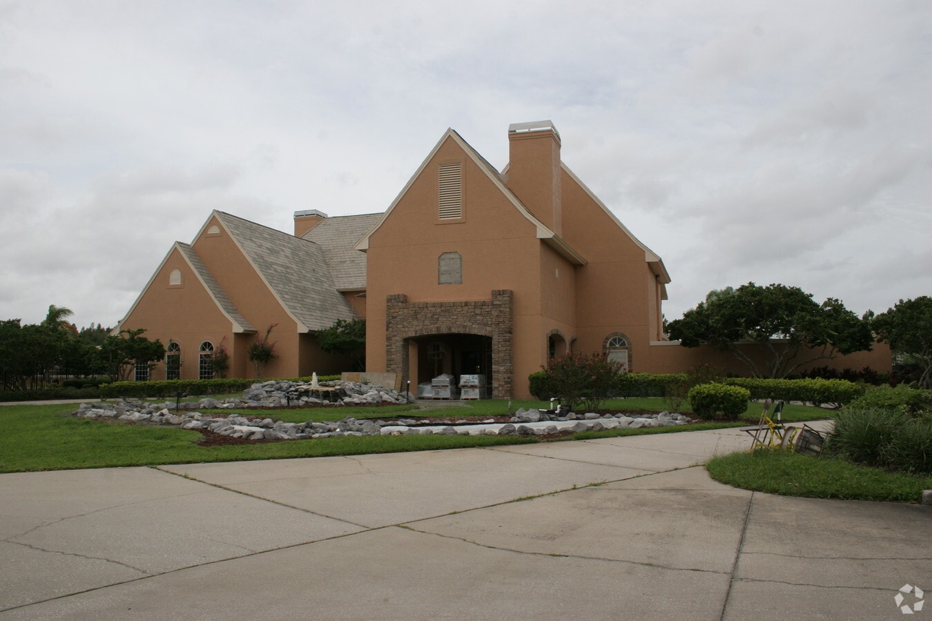 Cheval Blvd, Lutz, FL 33558 Property Record