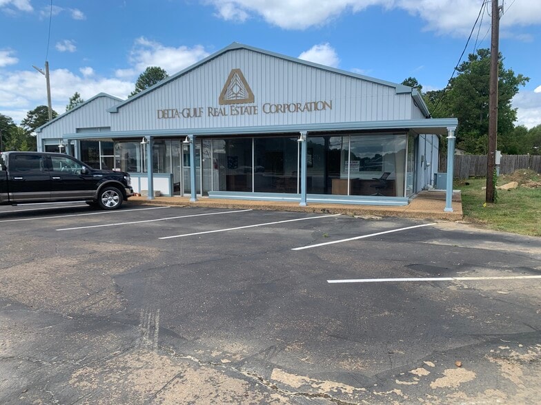 2401 Highway 45 N, Columbus, MS for lease - Building Photo - Image 3 of 6
