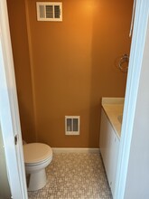 44 S Carrollton Ave, Baltimore, MD for lease Interior Photo- Image 1 of 4