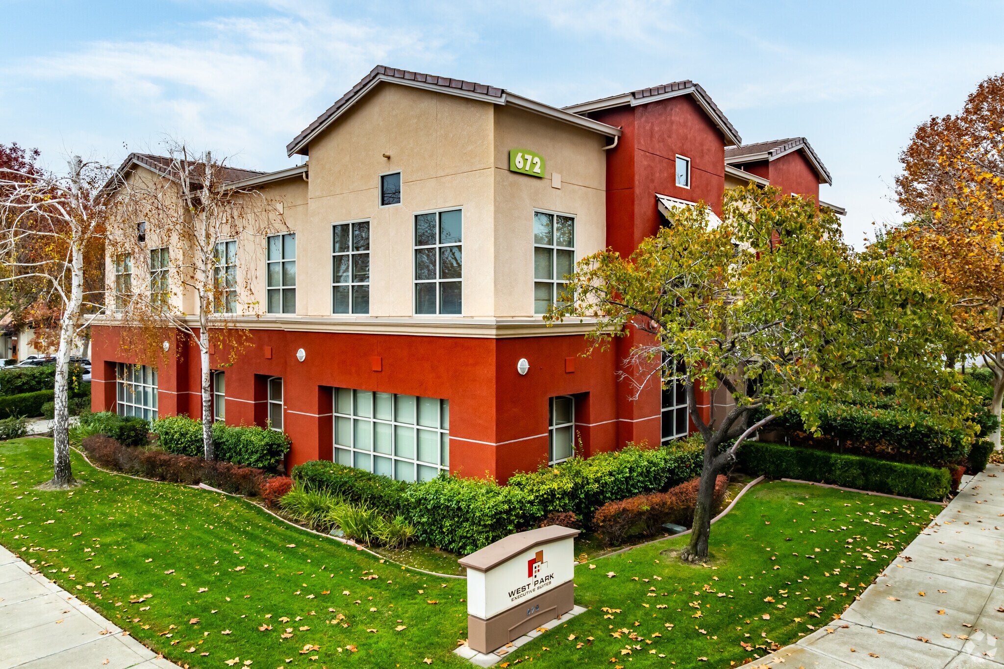 672 W 11th St, Tracy, CA for lease Primary Photo- Image 1 of 7