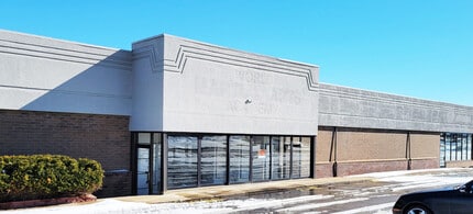 4064 N CLOVERLEAF DR