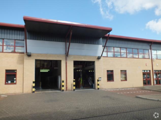 Red Lion Rd, Surbiton for sale Primary Photo- Image 1 of 1