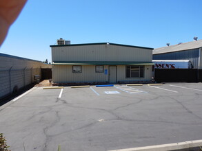 6101 N Winton Way, Winton, CA for lease Building Photo- Image 2 of 3