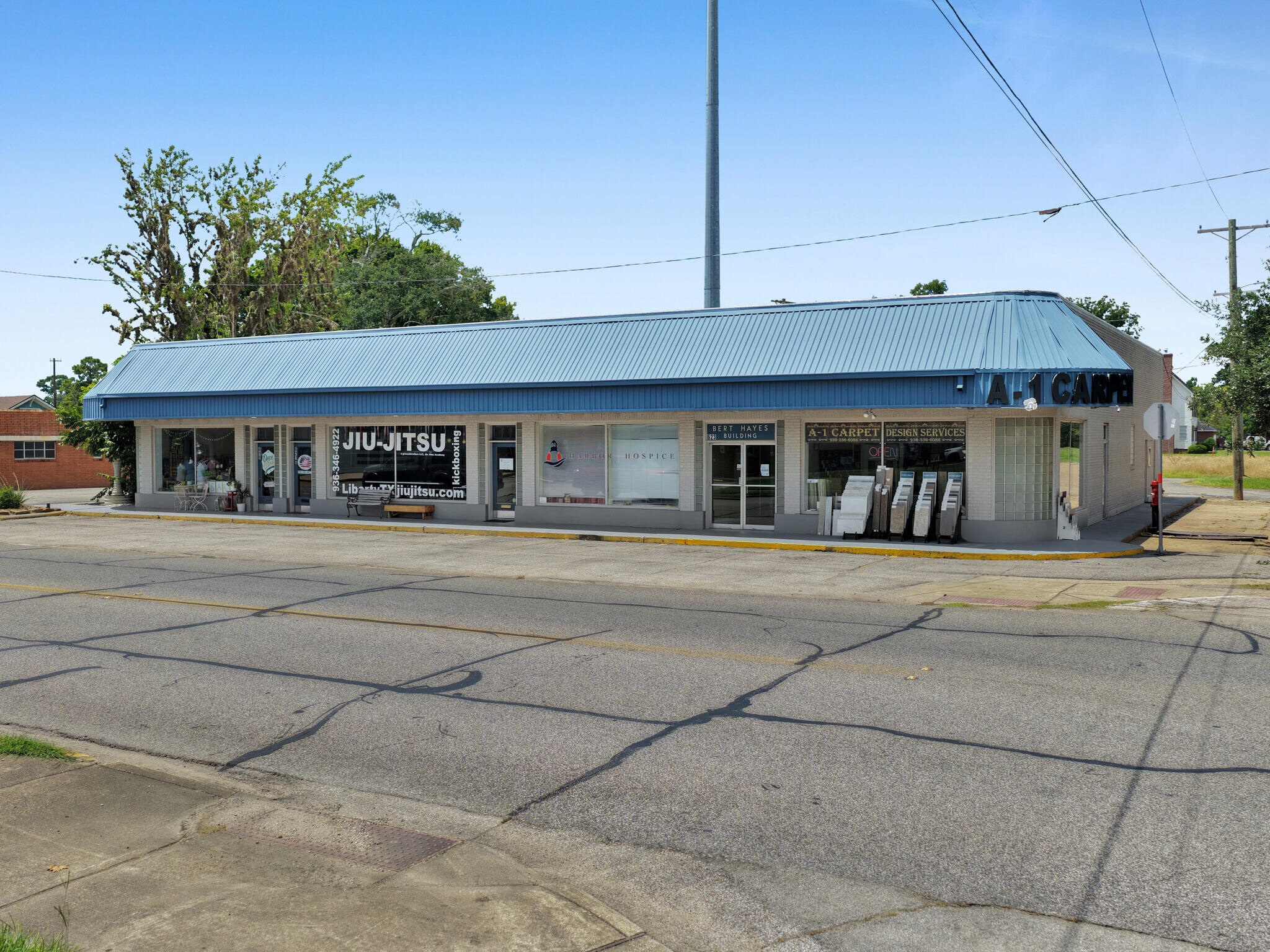 617 Main St, Liberty, TX for sale Building Photo- Image 1 of 43