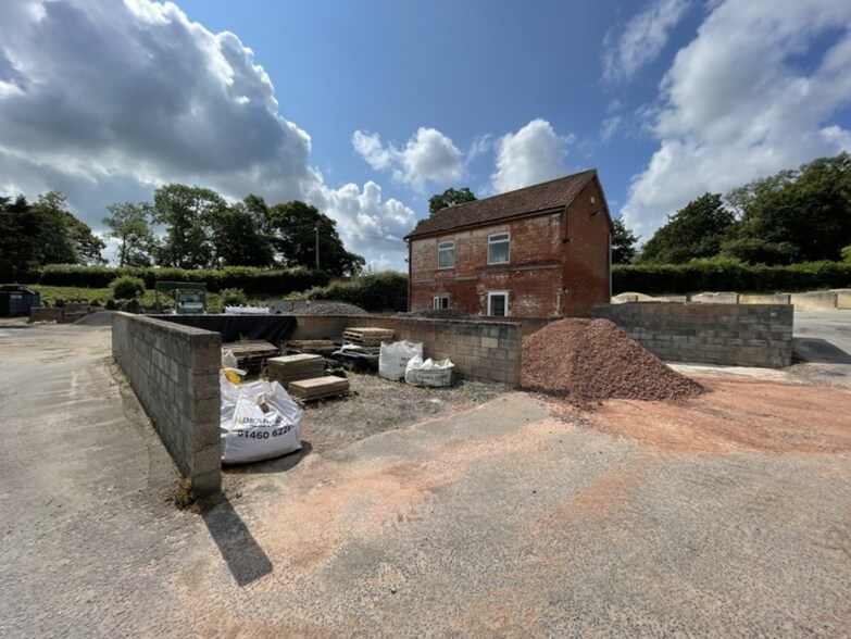 Ln, Chard, TA20 1RR Depot