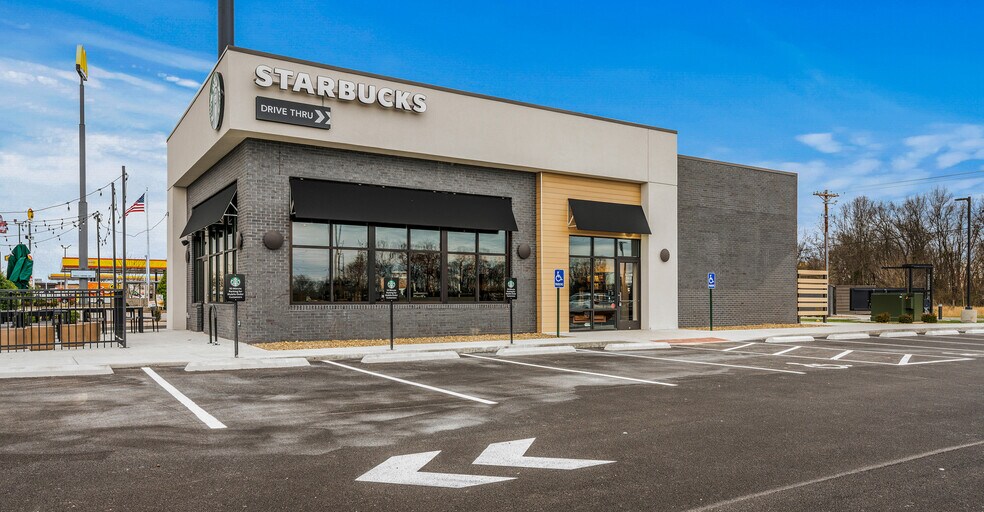 633 Hennessy Way, Bowling Green, KY for sale - Building Photo - Image 1 of 1