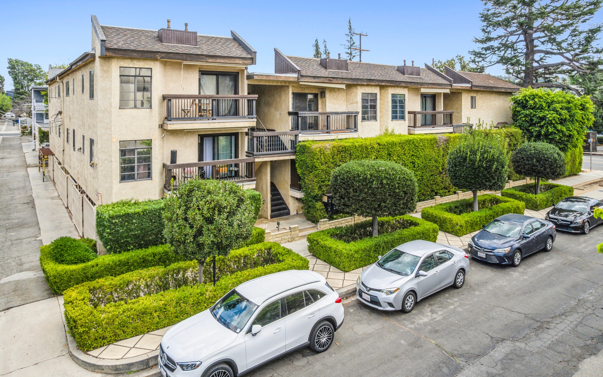13021-13025 Moorpark St, Studio City, CA for sale Building Photo- Image 1 of 13