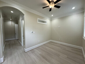 17820 Mound Rd, Cypress, TX for lease Interior Photo- Image 2 of 15