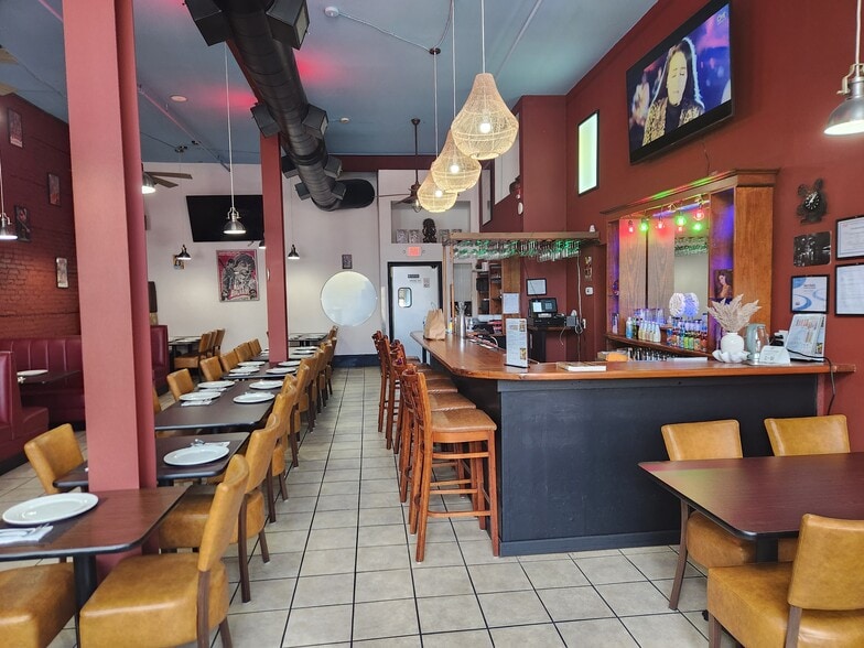 1423-1425 Newcastle St, Brunswick, GA for sale - Building Photo - Image 3 of 17