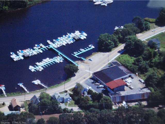 197 Mechanic St, Pawcatuck, CT for sale - Primary Photo - Image 1 of 1
