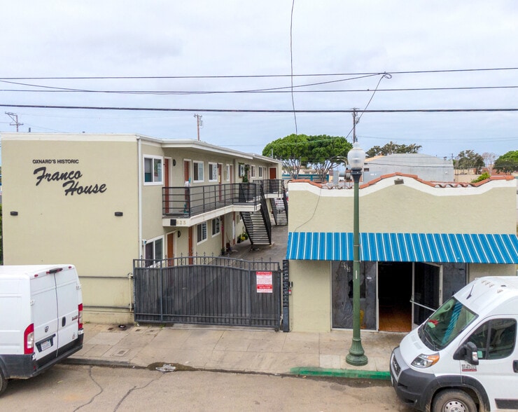 7.5% CAP! 15 UNITS MIXED-USE IN OXNARD portfolio of 2 properties for sale on LoopNet.com - Building Photo - Image 1 of 3