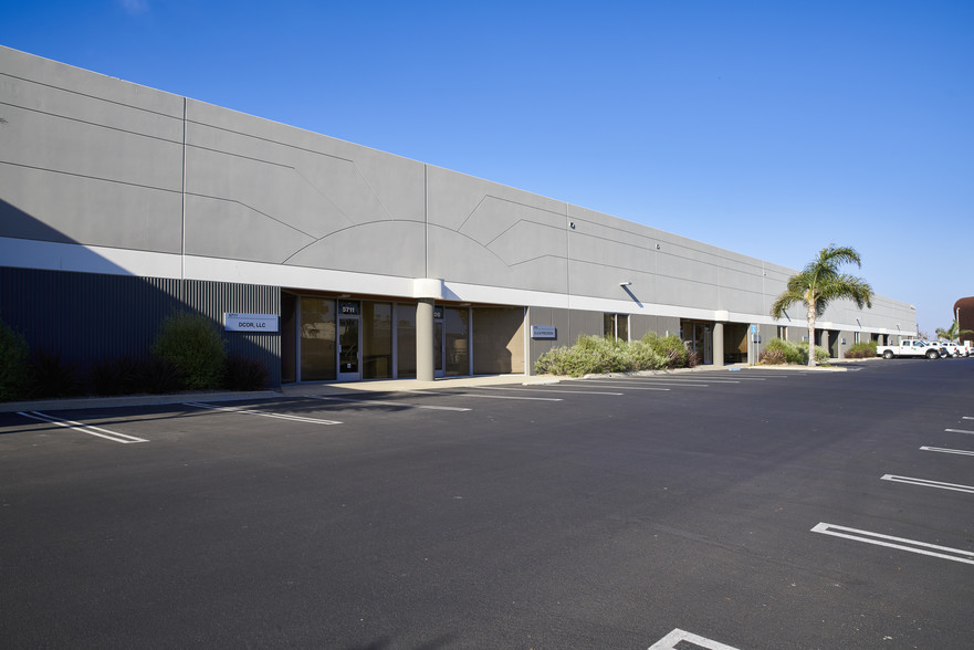 610-760 W Hueneme Rd, Oxnard, CA for lease - Building Photo - Image 3 of 8