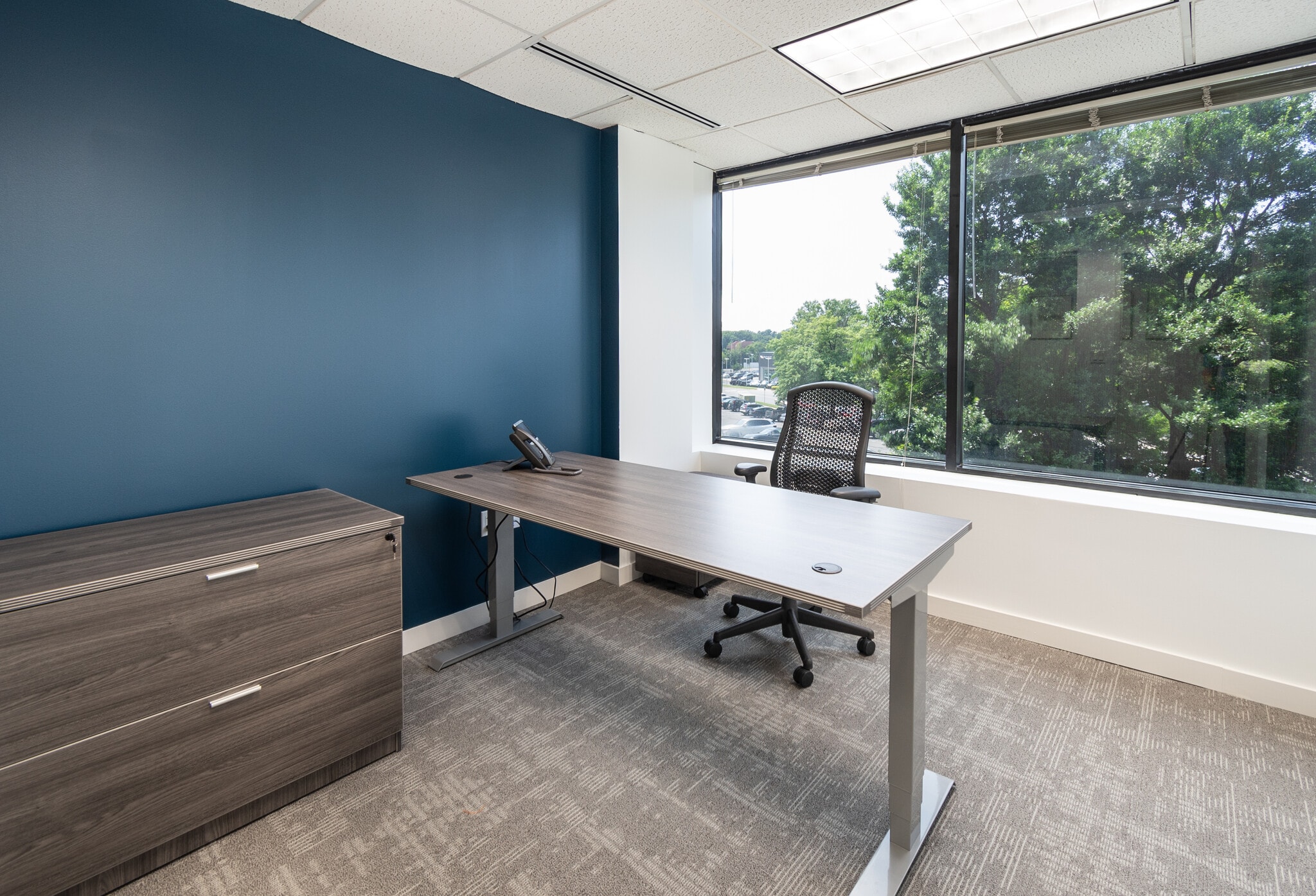 1577 Spring Hill Rd, Vienna, VA for lease Interior Photo- Image 1 of 7