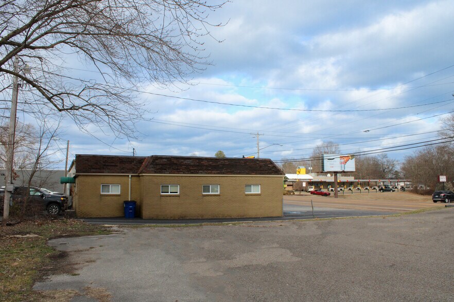 304 N Lindell St, Martin, TN 38237 304 N Lindell St, Martin, TN