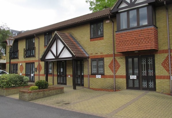 221 High St, Hampton for lease Building Photo- Image 1 of 4