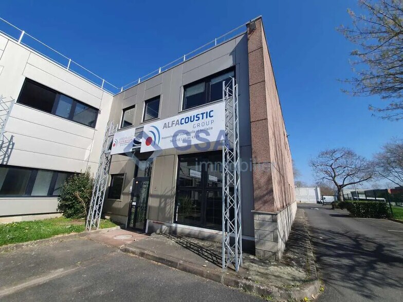 Flex in Bondoufle for lease - Building Photo - Image 1 of 5