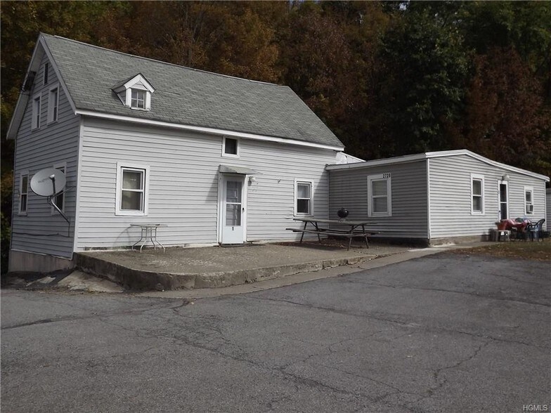 2726 State Route 208, Walden, NY for sale - Building Photo - Image 1 of 1