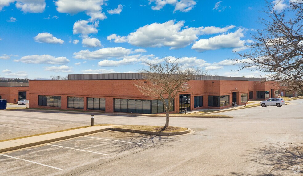 1129 Business Pky S, Westminster, MD for lease - Building Photo - Image 2 of 5