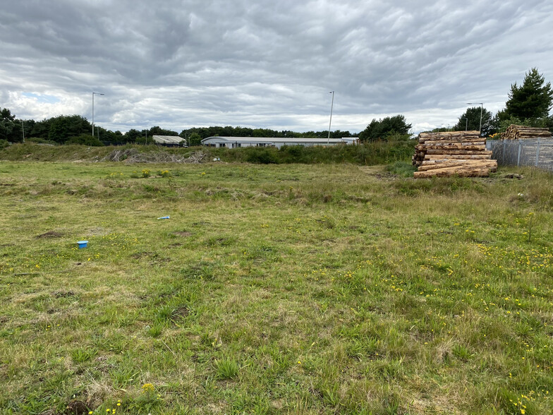 5 Tom Semple Rd, Nairn for lease - Building Photo - Image 3 of 4