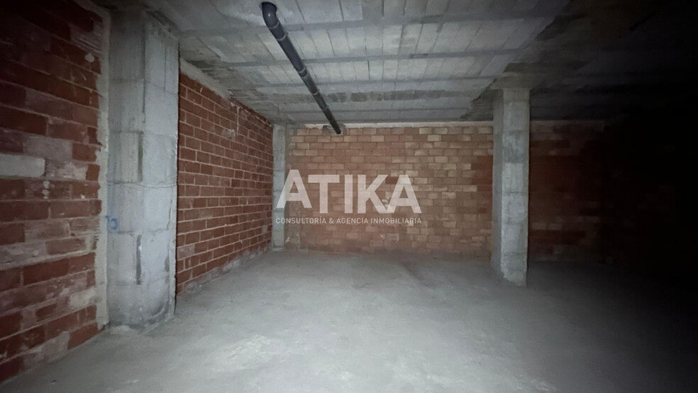 Retail in València for sale - Building Photo - Image 2 of 10