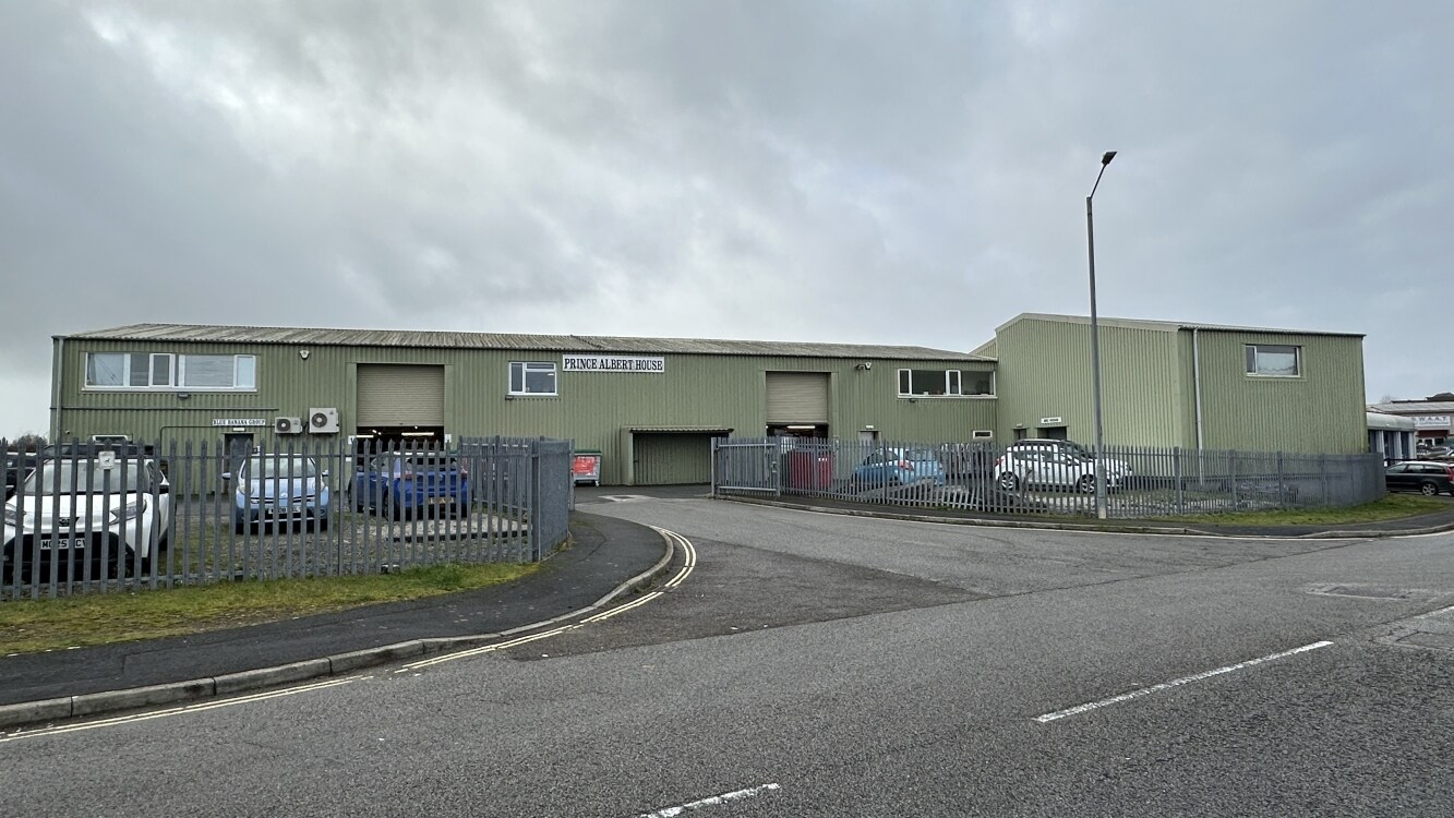 Quimperle Way, Liskeard for lease Primary Photo- Image 1 of 6