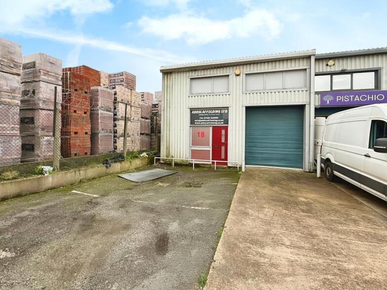 Sumpters Way, Southend On Sea for lease - Building Photo - Image 2 of 2