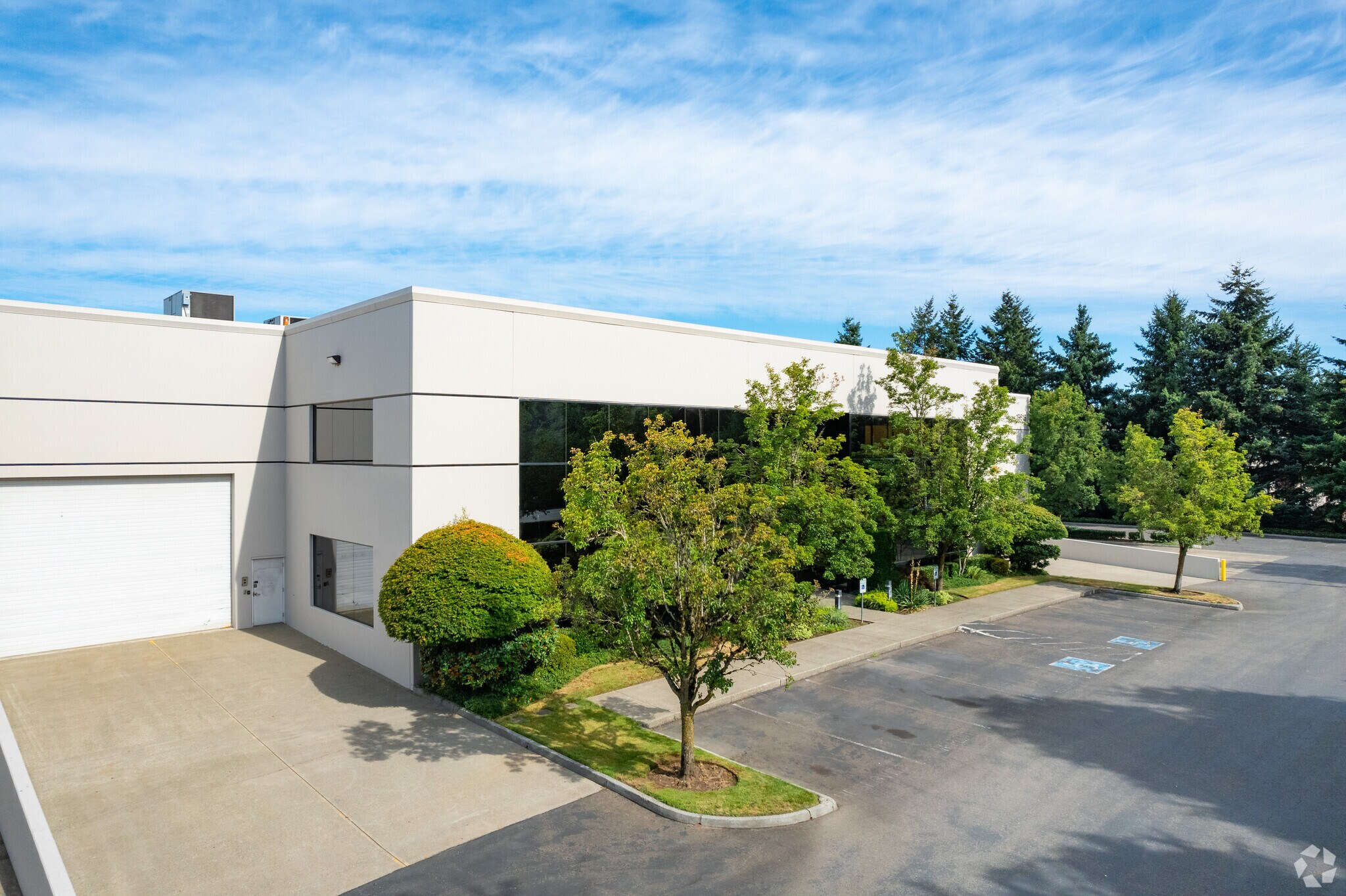 19615 Russell Rd S, Kent, WA for sale Primary Photo- Image 1 of 1