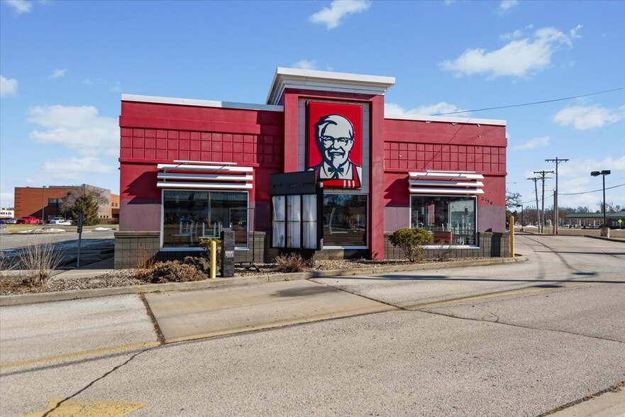 3150 S 6th St, Springfield, IL for lease - Building Photo - Image 1 of 4