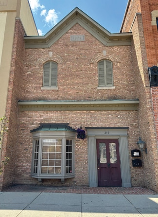 More details for 215 N Washington St, Green Bay, WI - Office for Sale