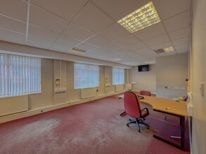 191 Broomloan Rd, Glasgow for lease Interior Photo- Image 1 of 16