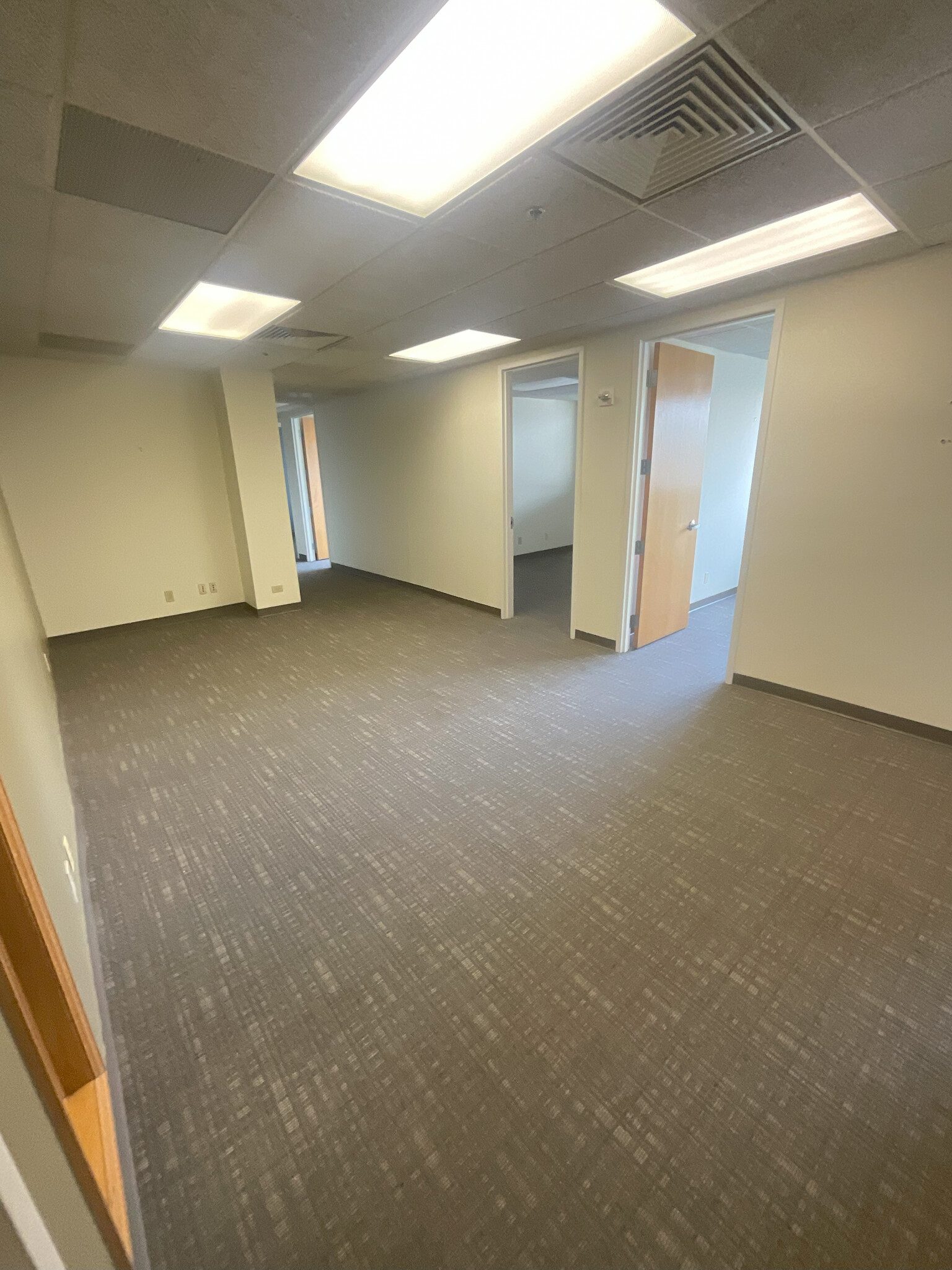 1718-1720 NW Peachtree St, Atlanta, GA for lease Interior Photo- Image 1 of 4