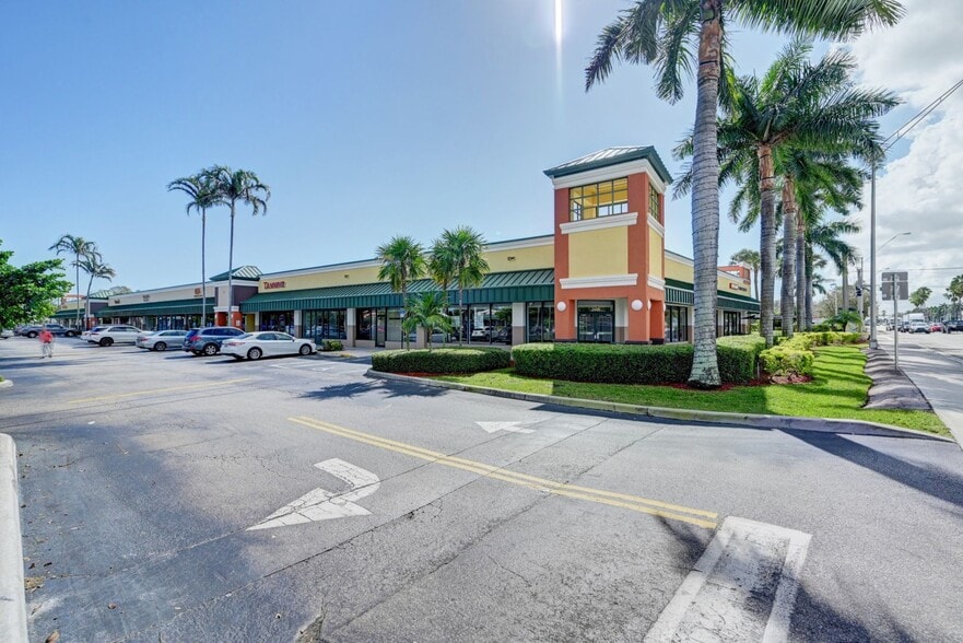 2400 N Federal Hwy, Pompano Beach, FL for lease - Building Photo - Image 1 of 22