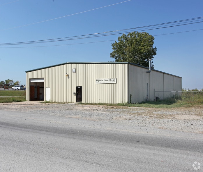 220 Export Cir, Huntsville, AL for sale - Primary Photo - Image 1 of 1