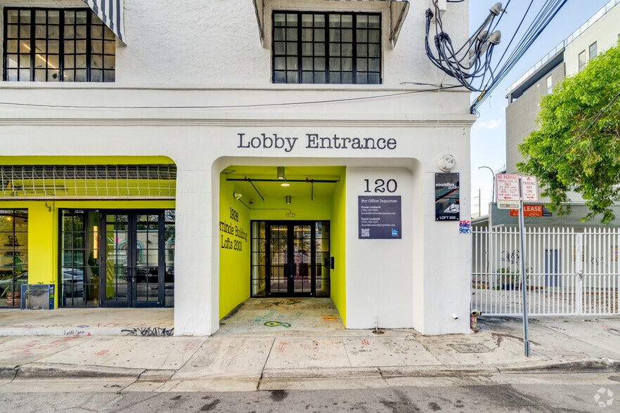 114-120 NW 25th St, Miami, FL for lease - Building Photo - Image 2 of 4