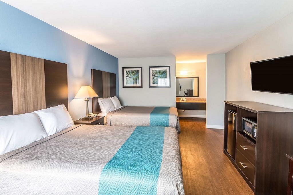 108 FM 1821, Mineral Wells, TX 76067 Super 8 Mineral Wells