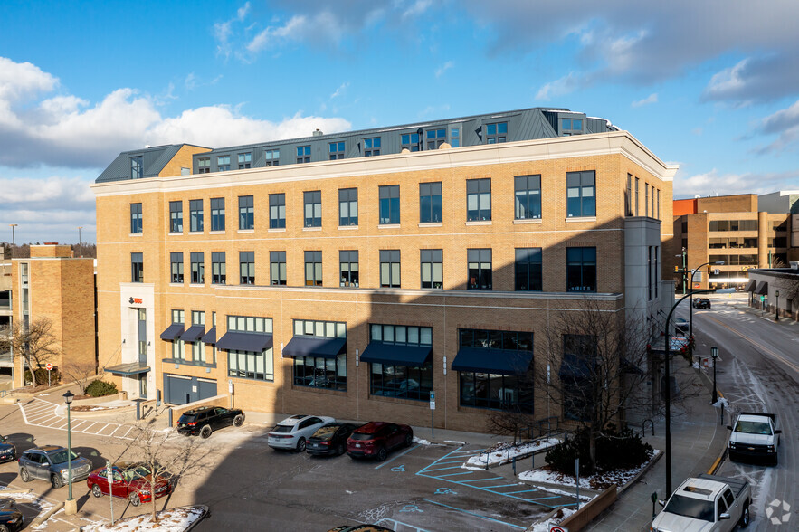 104-114 Willits St, Birmingham, MI for sale - Building Photo - Image 3 of 7