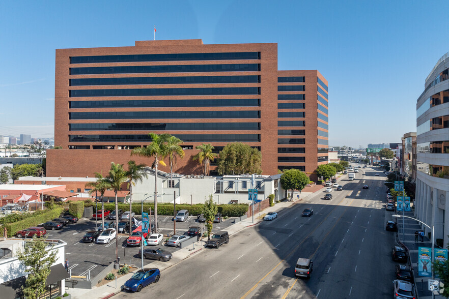 11845 W Olympic Blvd, Los Angeles, CA for lease - Building Photo - Image 3 of 32