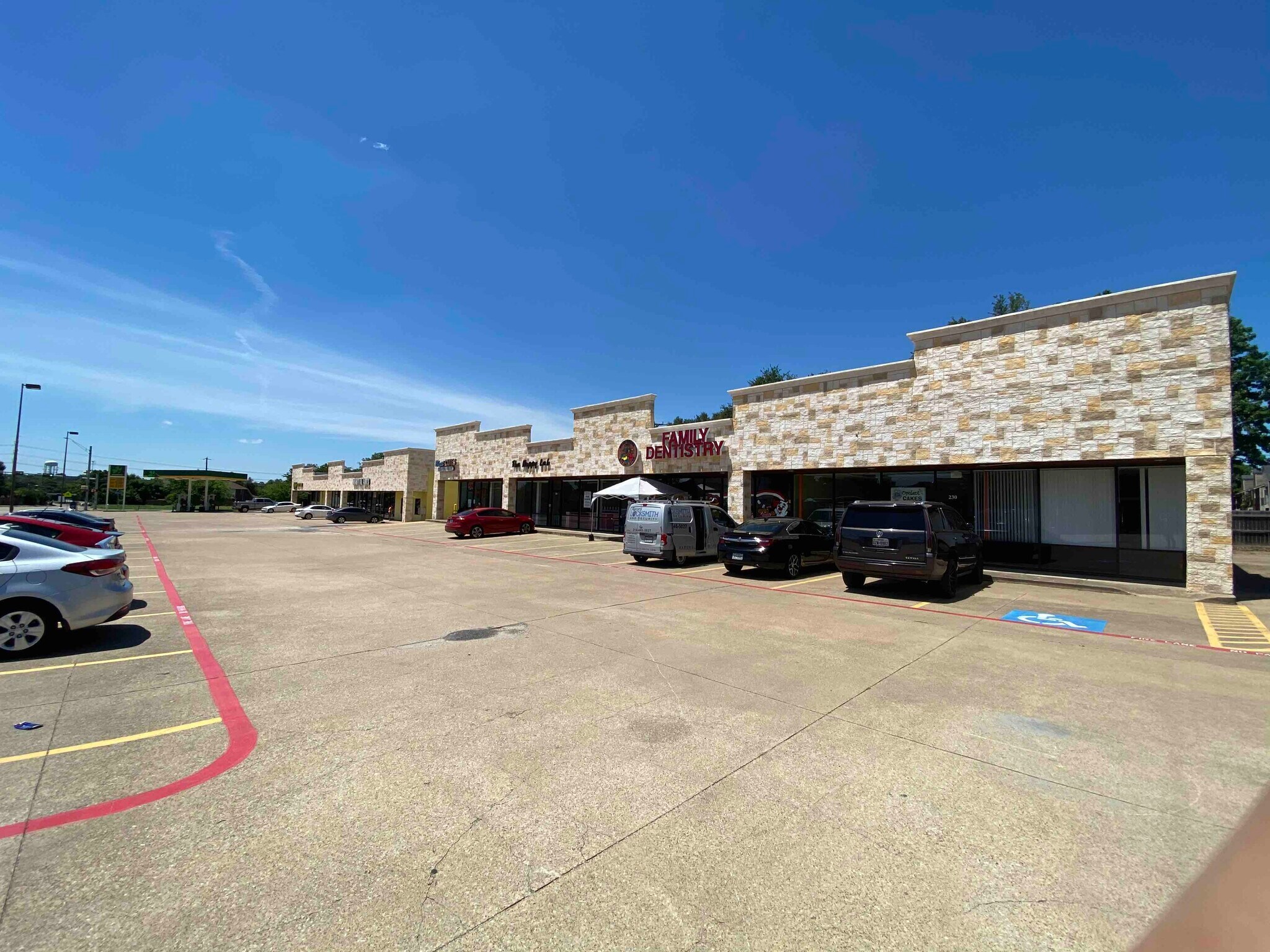 2501 N Main St, Euless, TX for sale Primary Photo- Image 1 of 1