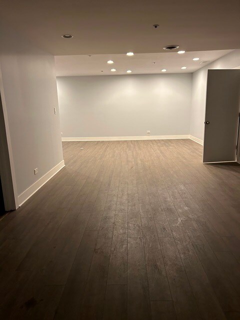 401-435 N Western Ave, Chicago, IL for sale Interior Photo- Image 1 of 10