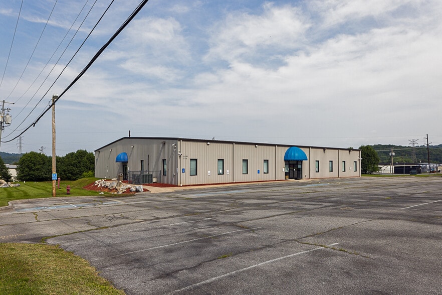 2238 E Fairview Ave, Johnson City, TN for lease - Building Photo - Image 3 of 3