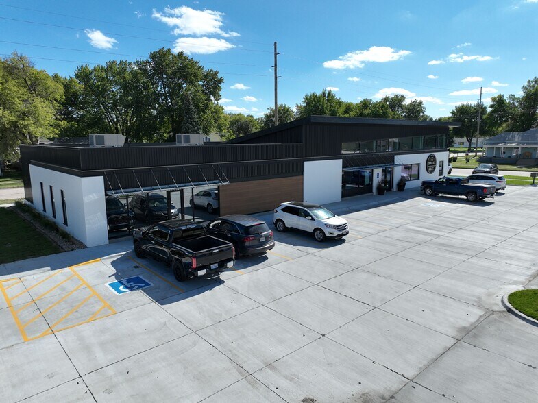 620 G St, Central City, NE for lease - Primary Photo - Image 1 of 6