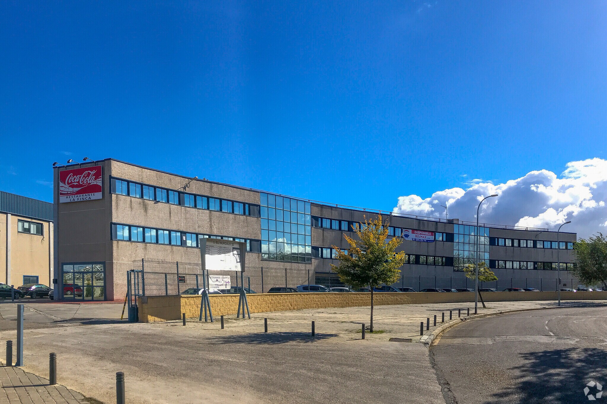 Industrial in Pinto, Madrid for sale Primary Photo- Image 1 of 2